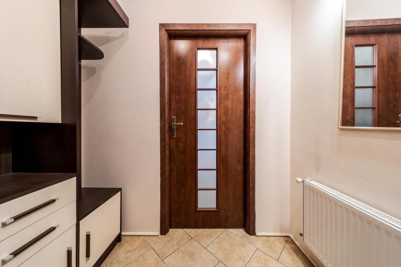 Mangal And Terrace In Center Apartment Lviv Exterior photo