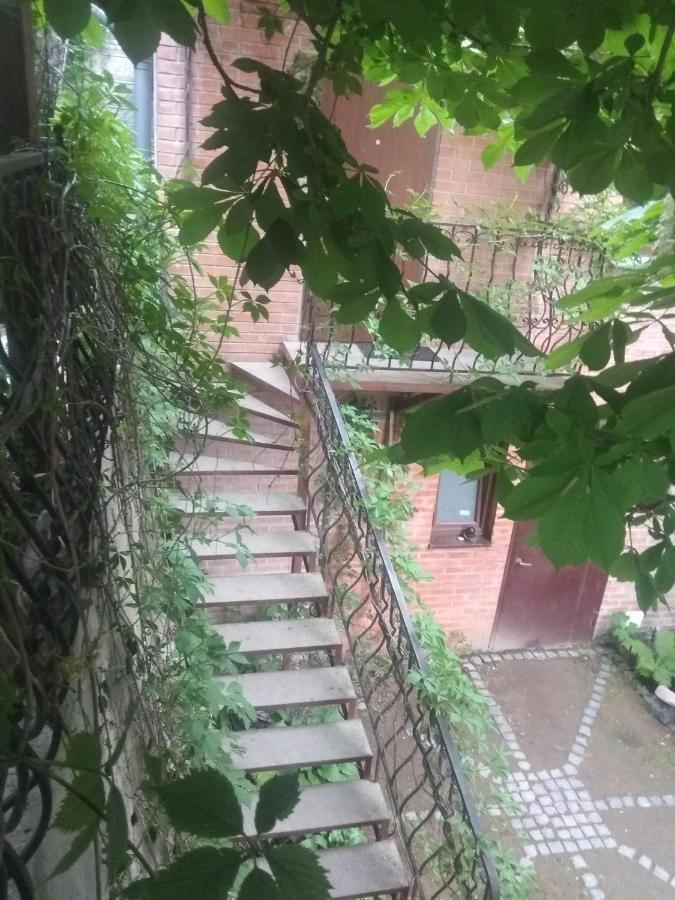 Mangal And Terrace In Center Apartment Lviv Exterior photo